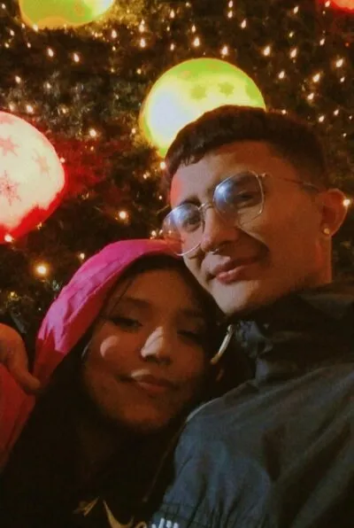 Live sex webcam photo for sexy_couple_lat #275422839