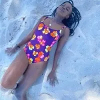 Live sex webcam photo for sexy_zayy #276437277