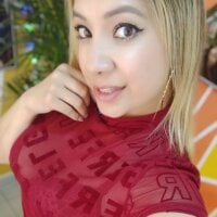 Live sex webcam photo for sexylatina001 #276688081