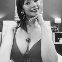 Live sex webcam photo for shaarllot #277690693