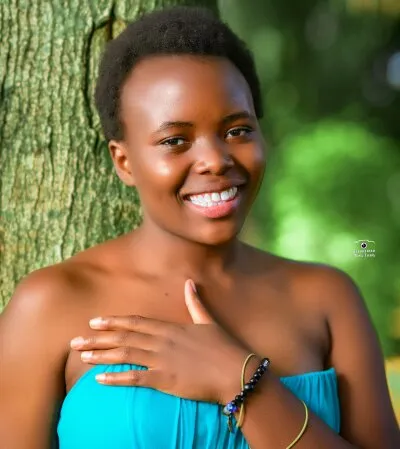 Live sex webcam photo for shirlene_1 #275424798