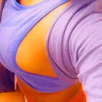 Live sex webcam photo for skyliesexy01 #275885991