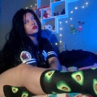 Live sex webcam photo for sweet_desiree #277036440