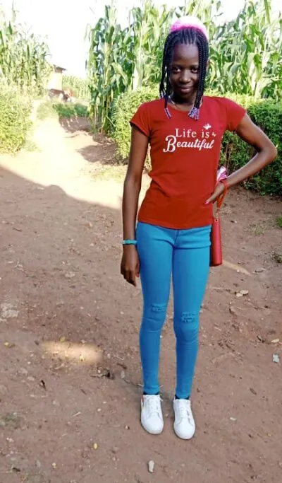 Live sex webcam photo for sweet_melsy #275727511