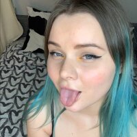 Live sex webcam photo for sweetkitty6909 #275821788