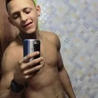 Live sex webcam photo for taylor_44 #276879812