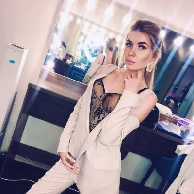 Live sex webcam photo for tekilla_girl #275740419