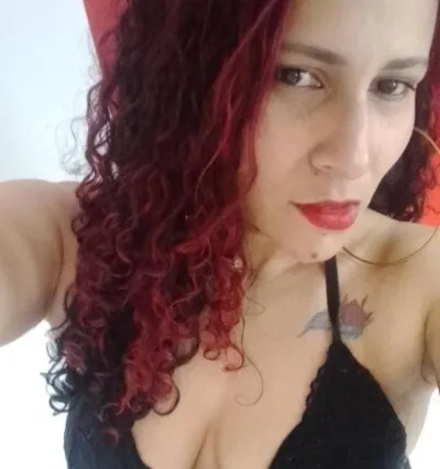 Live sex webcam photo for thais_cresp #275445147