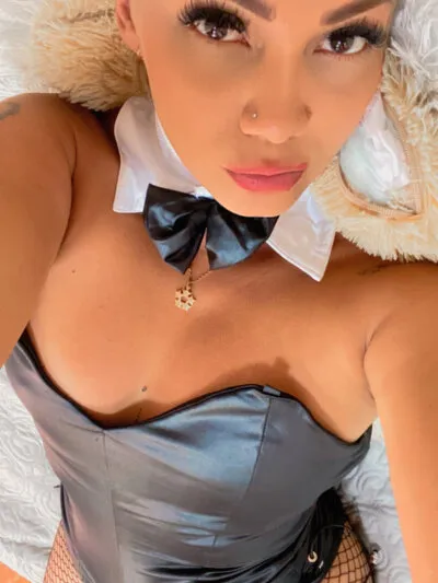 Live sex webcam photo for thewetnatasha #275468266