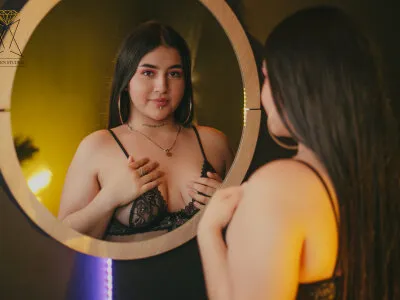 Live sex webcam photo for tiffany_se #275422703