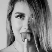 Live sex webcam photo for viioleta_dallas #275911456