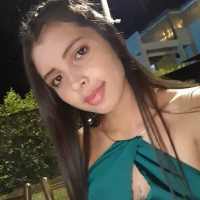 Live sex webcam photo for violetavagina23 #275453789