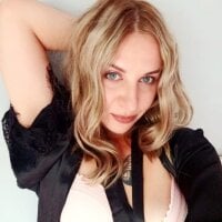 Live sex webcam photo for whitebutterfly1 #277066878