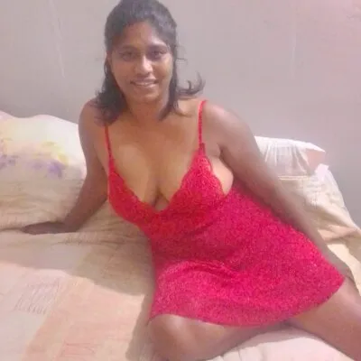 Live sex webcam photo for xIndianTreatx #275488076