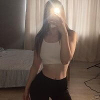 Live sex webcam photo for xStacyBloom1 #277610847