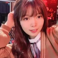 Live sex webcam photo for xiaoruan_888 #275921998