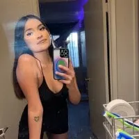 Live sex webcam photo for xomixie #277580218