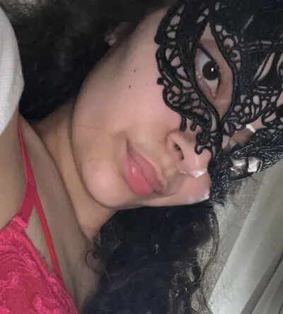 Live sex webcam photo for xoxobabe__ #275667397