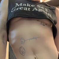 Live sex webcam photo for yesMickey #275909101