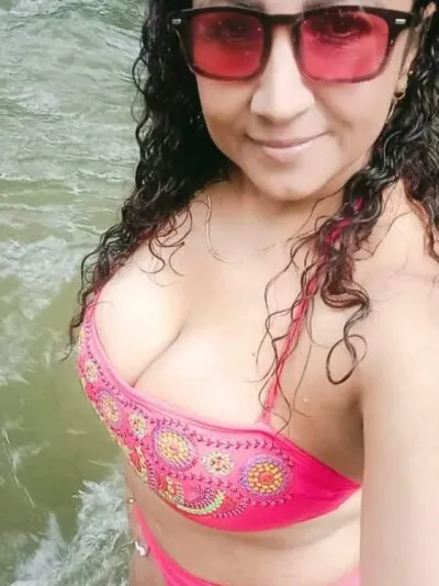 Live sex webcam photo for yosselin22 #275623693