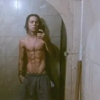 Live sex webcam photo for yukushima_strong #277976376