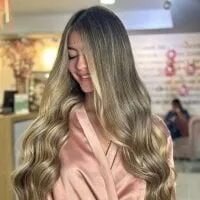 Live sex webcam photo for zafiro-- #276408087