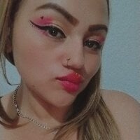 Live sex webcam photo for zuly-69 #277923823